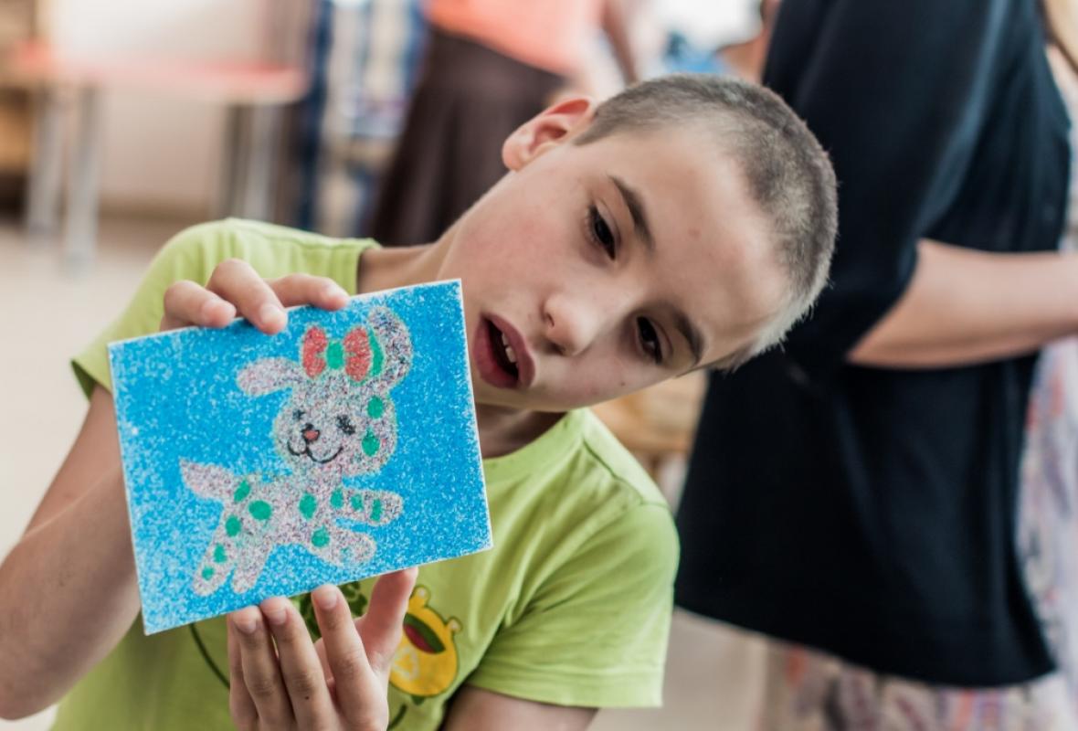 2016 06 28 piešimas spalvotu smėliu