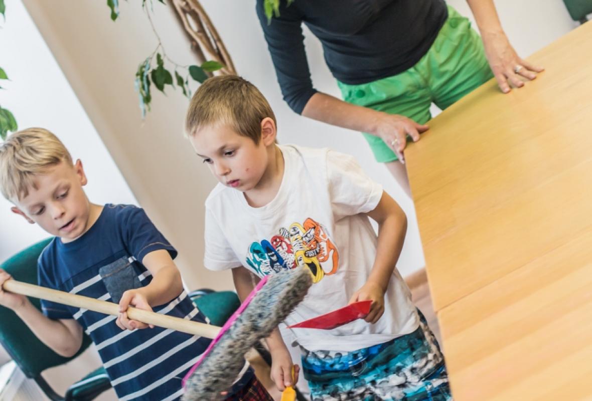 2016 07 29 Piešimas spalvotu smėliu