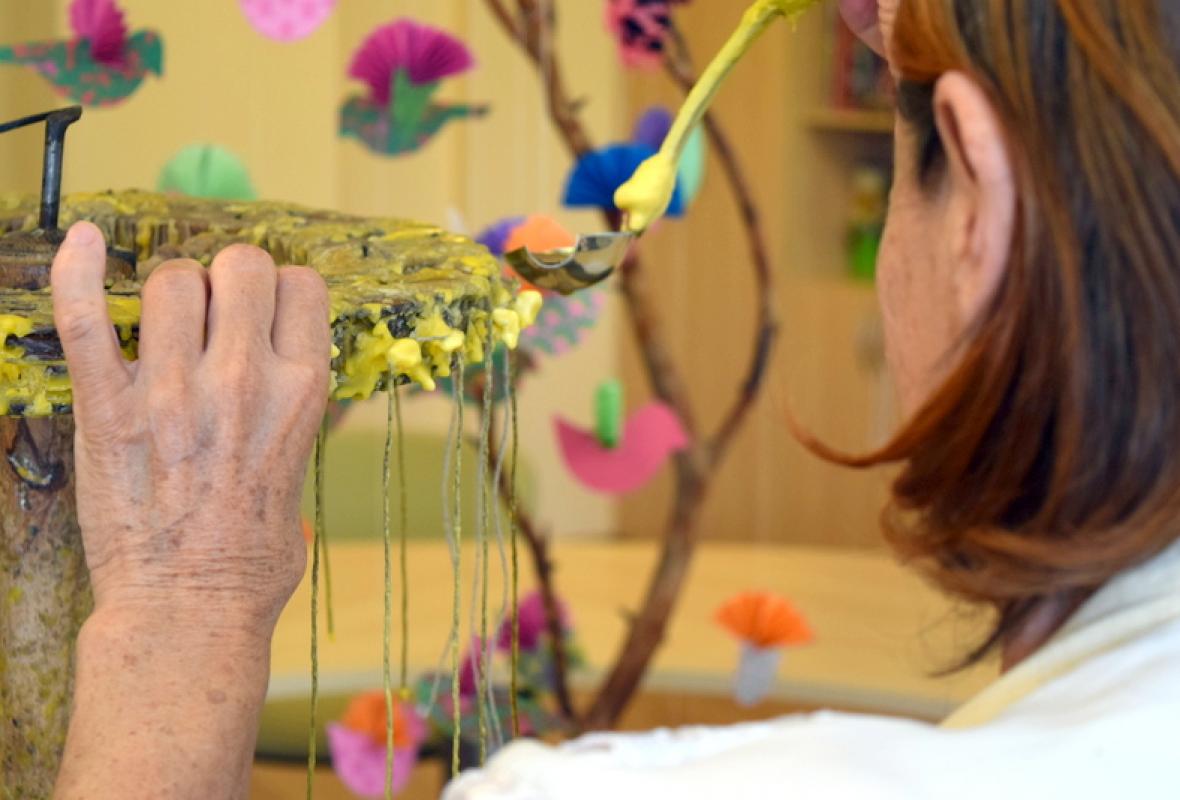 2019 07 11 Žvakių iš natūralaus bičių vaško liejimo ratas 