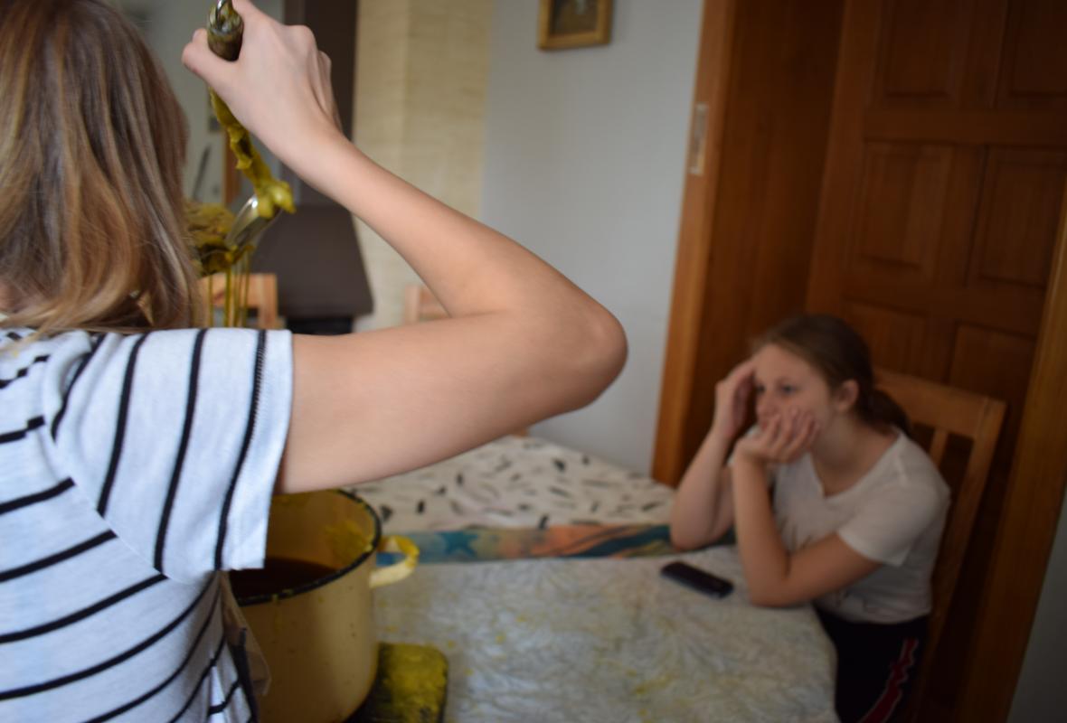 2019 07 23 Žvakių iš natūralaus bičių vaško liejimo ratas 