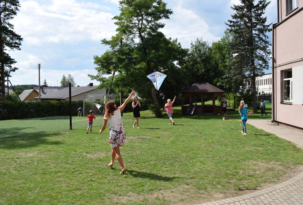 2019 07 24 Aitvarų gamyba