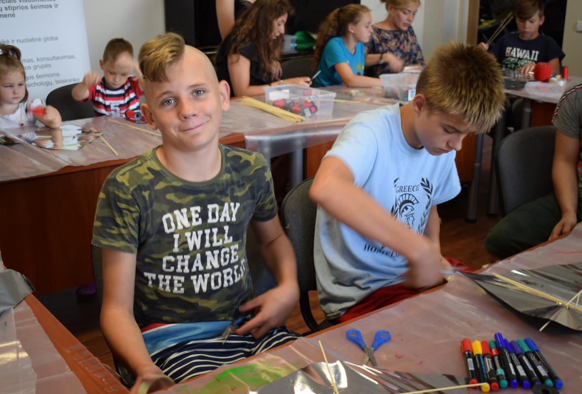 2019 07 24 Aitvarų gamyba