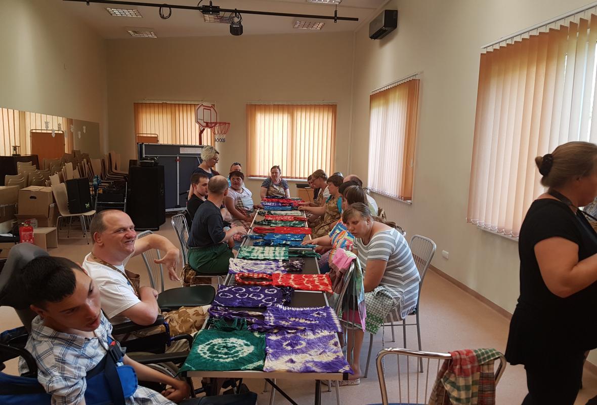 2022 06 28 Batika medvilninio pirkiniu krepselio dekoravimas 12