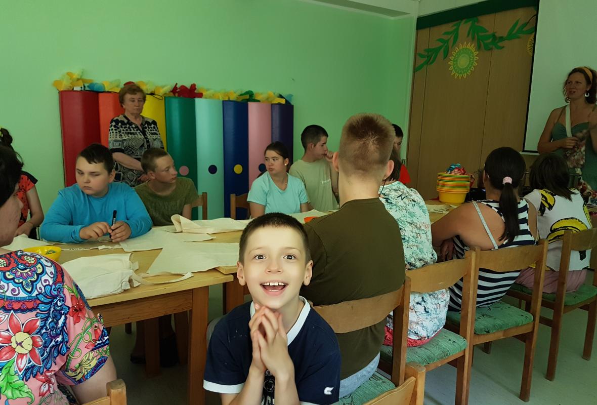 2022 07 05 Batika medvilninio pirkiniu krepselio dekoravimas 03