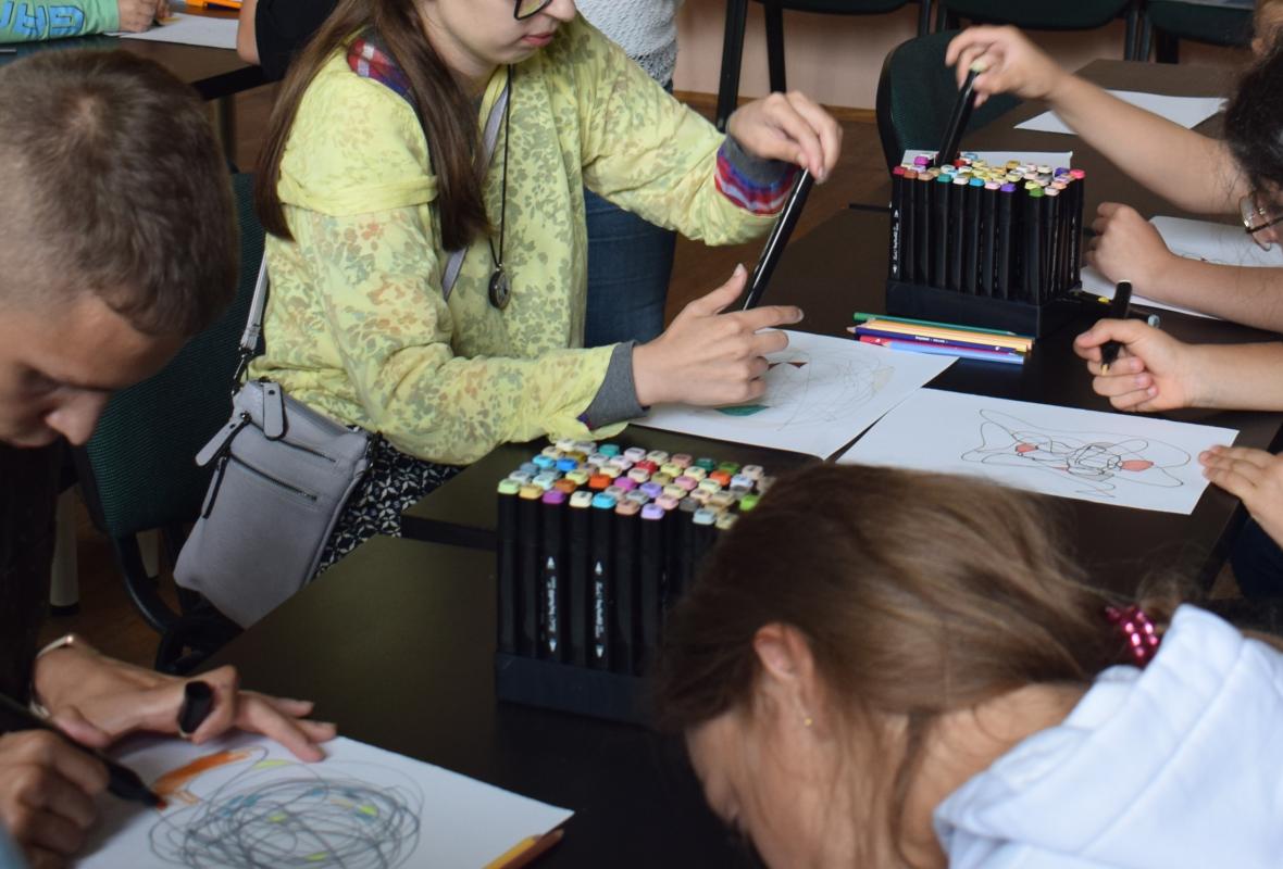 2023 07 10 Fraktalu piesimas Verkiu mokykla daugiafunkcis centras 4
