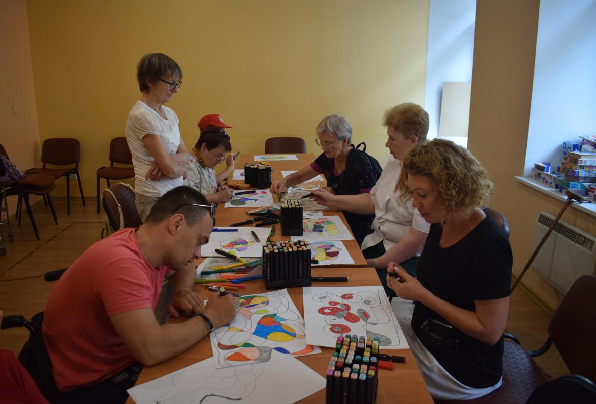 2023 08 21 Fraktalu piesimas Lietuvos zmoniu su negalia sajunga 6