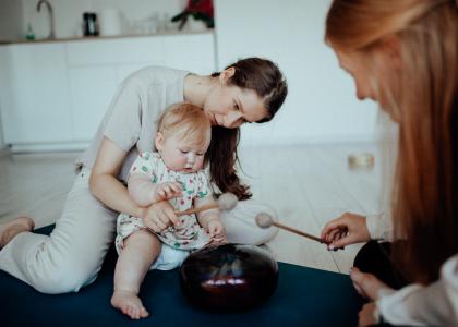 Muzikos terapija vaikams ir jų mamoms